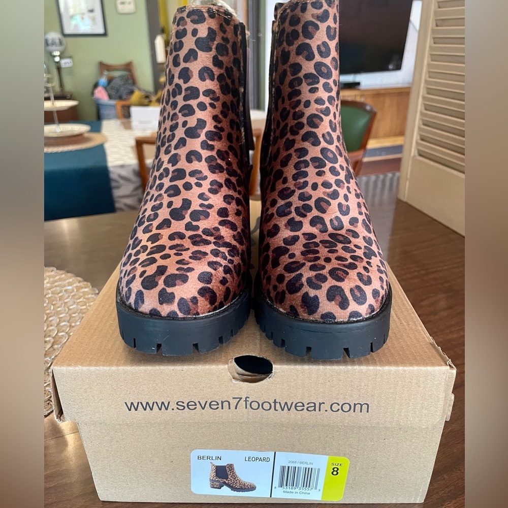 Seven7 brand boots - style: Berlin. Women’s sz 8 leopard. New w/ tags on